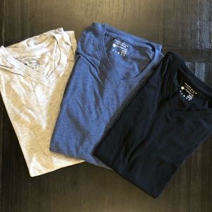 Perry Ellis T-Shirts